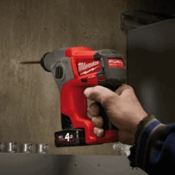 MILWAUKEE FUEL 13MM SDS-PLUS ROTARY HAMMER 2 X 12V 6.0AH LI-ION M12 CH-602C -Tools Sales Store 1708830144 M1220CH20x204